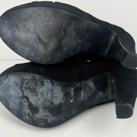 Call It Spring Ankle Bootie Size 6 Black Faux Suede Cone High Heel 4.3in Almond - Picture 6 of 6